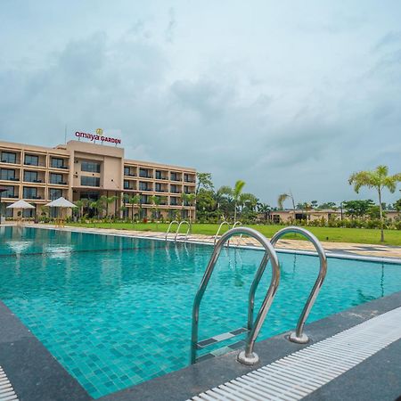 Hotel Omaya Garden Raipur  Bagian luar foto