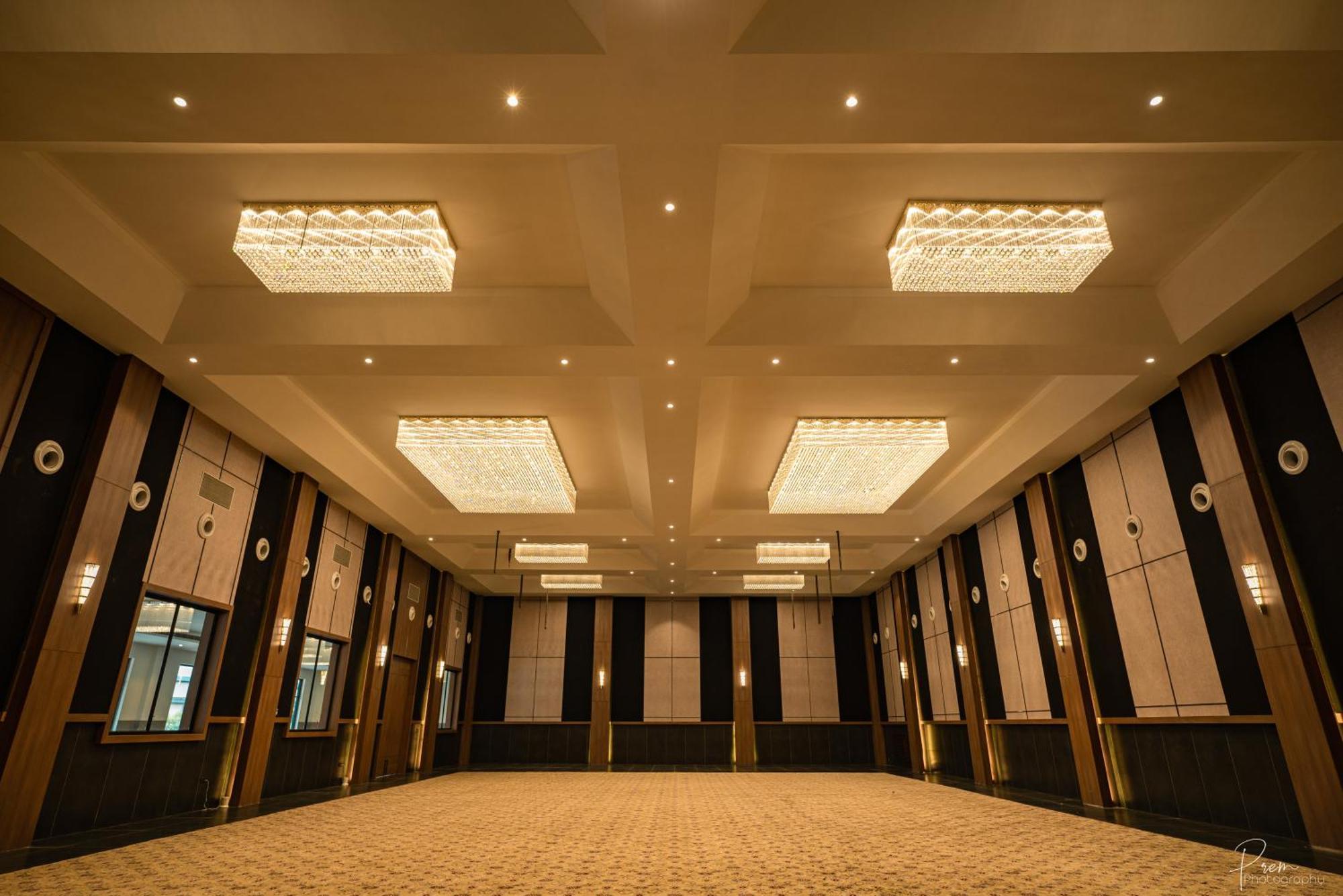 Hotel Omaya Garden Raipur  Bagian luar foto