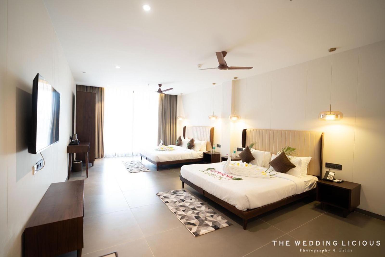 Hotel Omaya Garden Raipur  Bagian luar foto